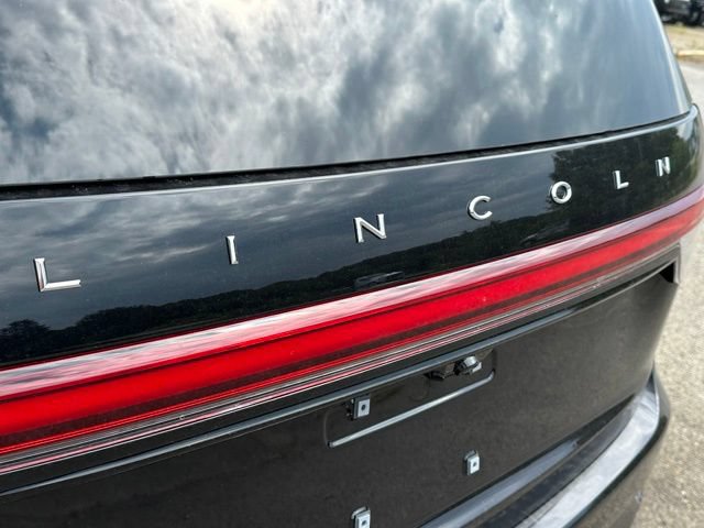 New 2026 Lincoln Aviator AWD image 28