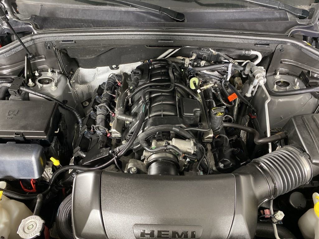 Used 2025 Dodge Durango R/T image 31