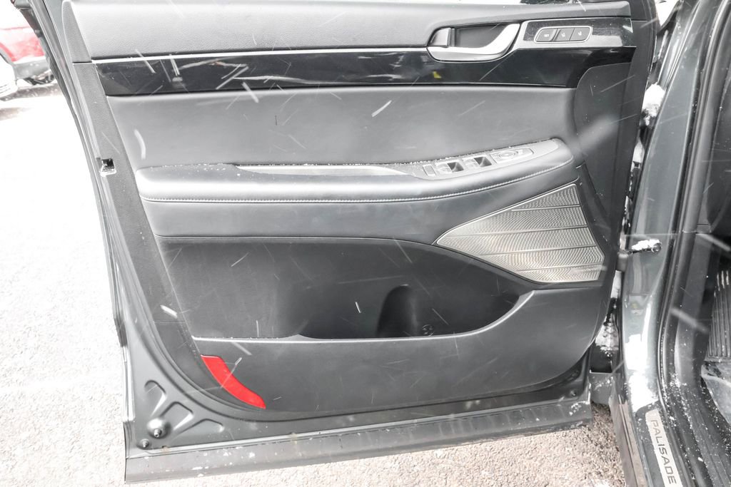 Used 2022 Hyundai Palisade Limited image 28