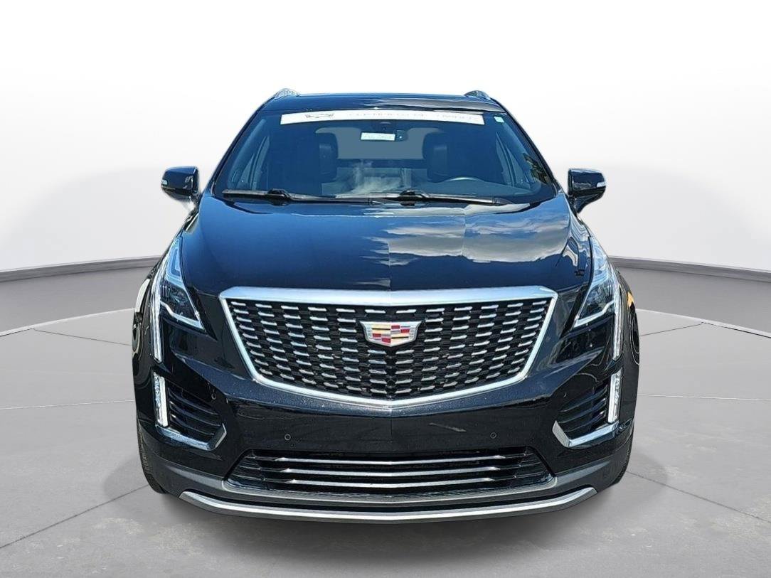 Used 2023 Cadillac XT5 Premium Luxury AWD/4WD image 2