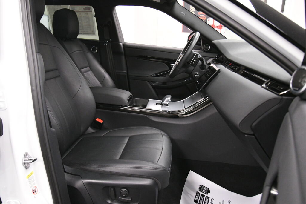 Used 2024 Land Rover Range Rover Evoque S image 27