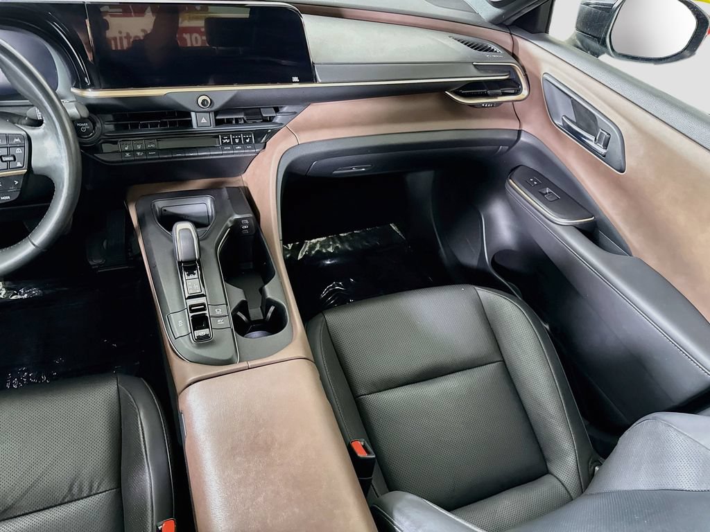 Certified 2023 Toyota Crown w/ Advanced Technology Package AWD/4WD image 29