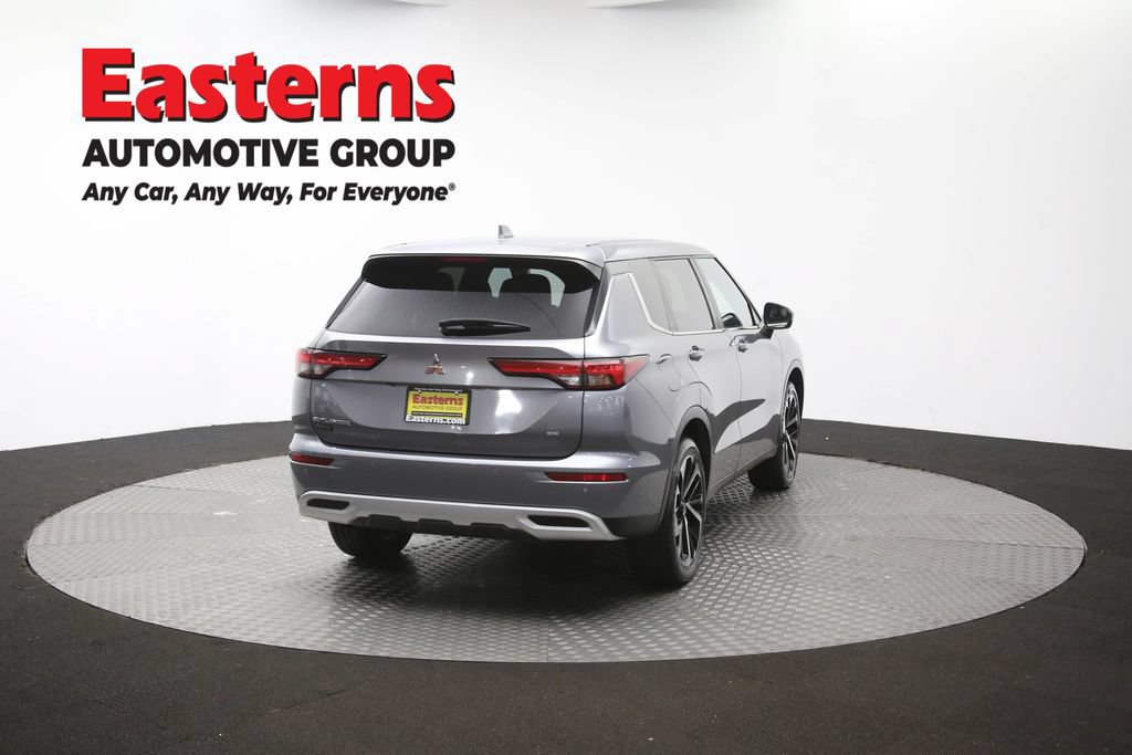 Used 2024 Mitsubishi Outlander SE AWD/4WD image 40