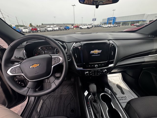 Used 2023 Chevrolet Traverse LT image 14