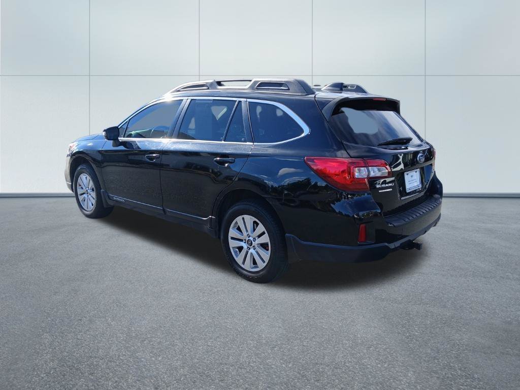 Used 2016 Subaru Outback 2.5i Premium AWD/4WD image 3