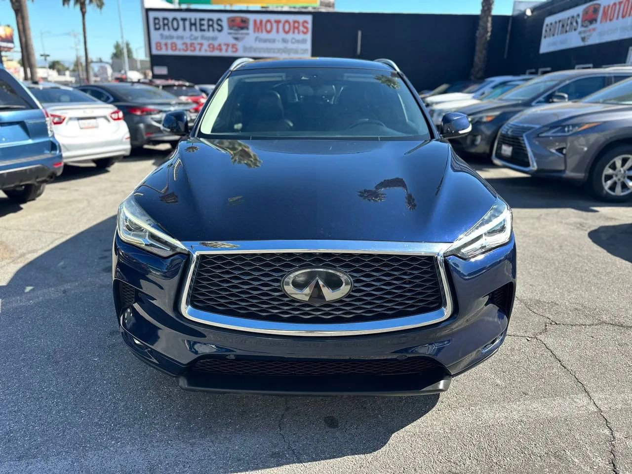 Used 2019 INFINITI QX50 Essential w/ Cargo Package FWD image 4