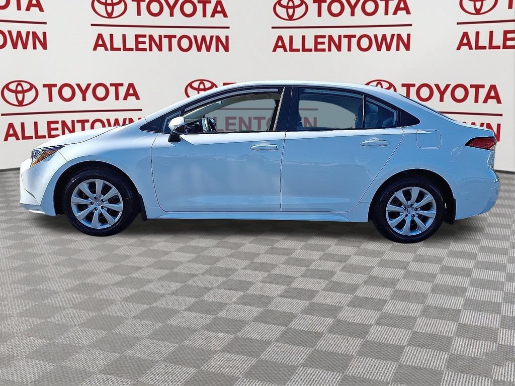 New 2026 Toyota Corolla LE FWD image 4