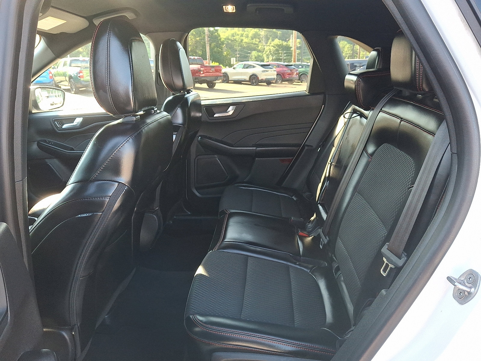 Certified 2024 Ford Escape ST-Line w/ Tech Pack #1 image 10