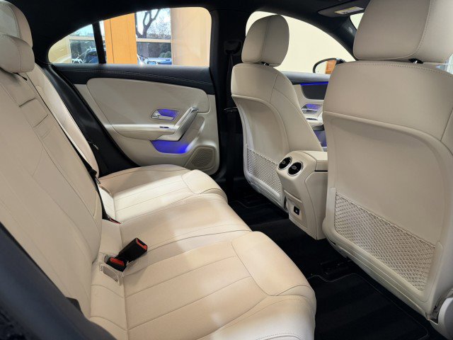 Used 2025 Mercedes-Benz CLA 250 image 18