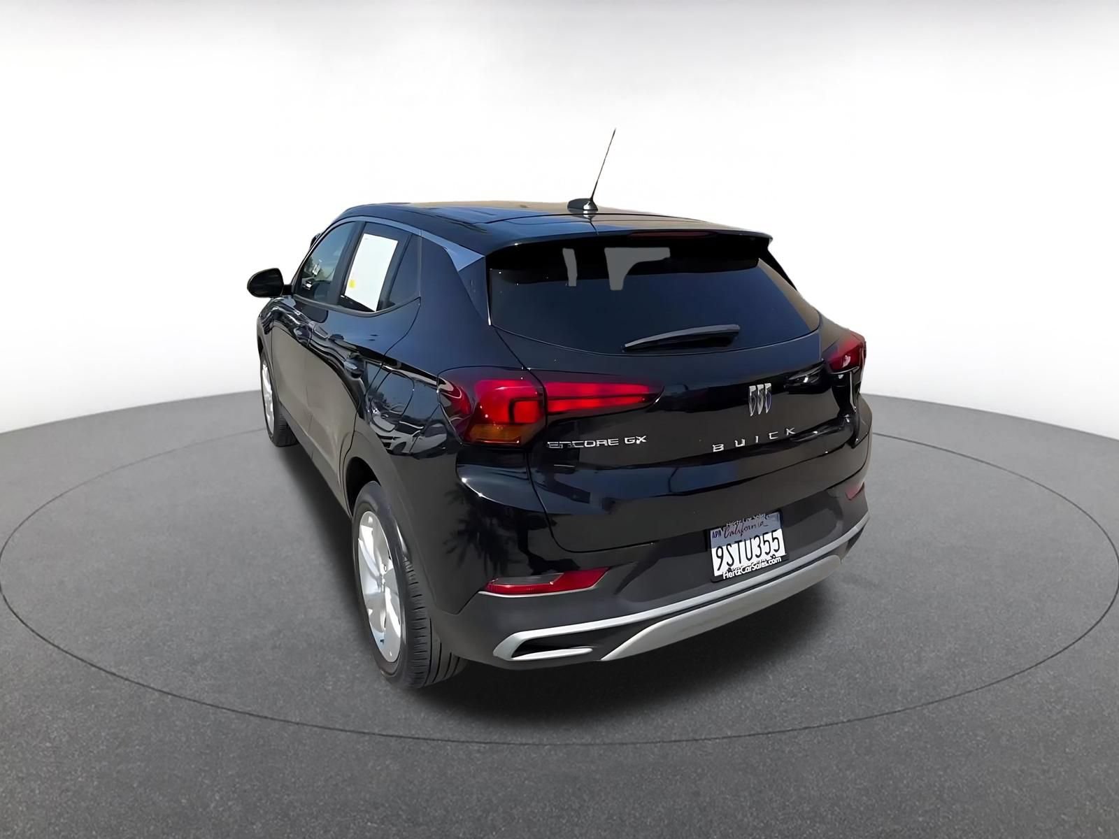 Used 2025 Buick Encore GX Preferred FWD image 11
