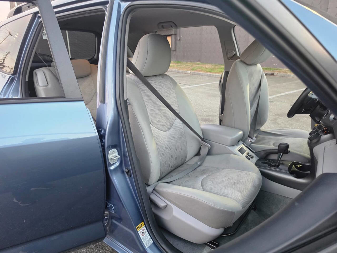 Used 2011 Toyota RAV4 4WD w/ Base L4 Extra Value Pkg image 22