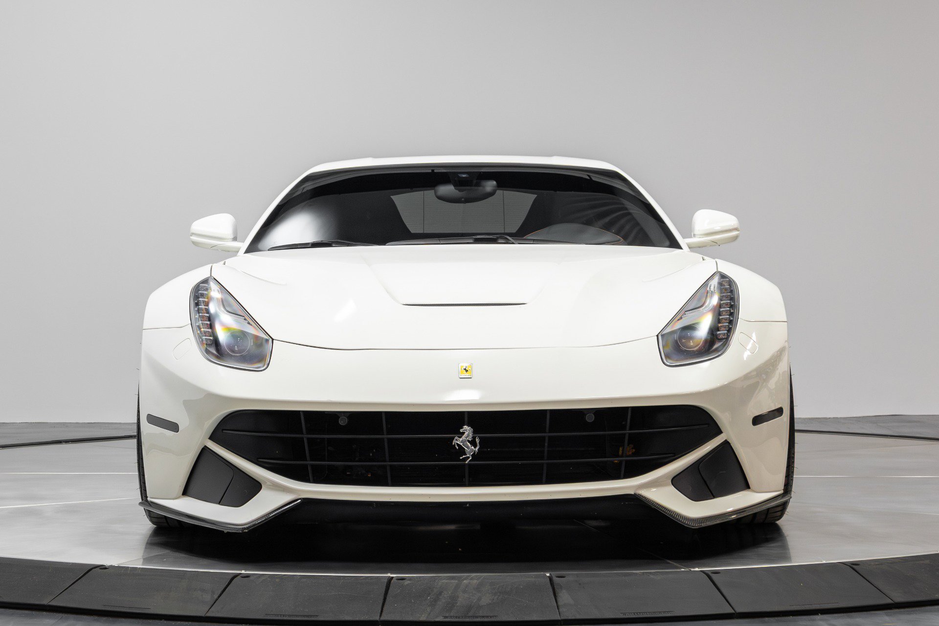 Used 2014 Ferrari F12 Berlinetta image 33