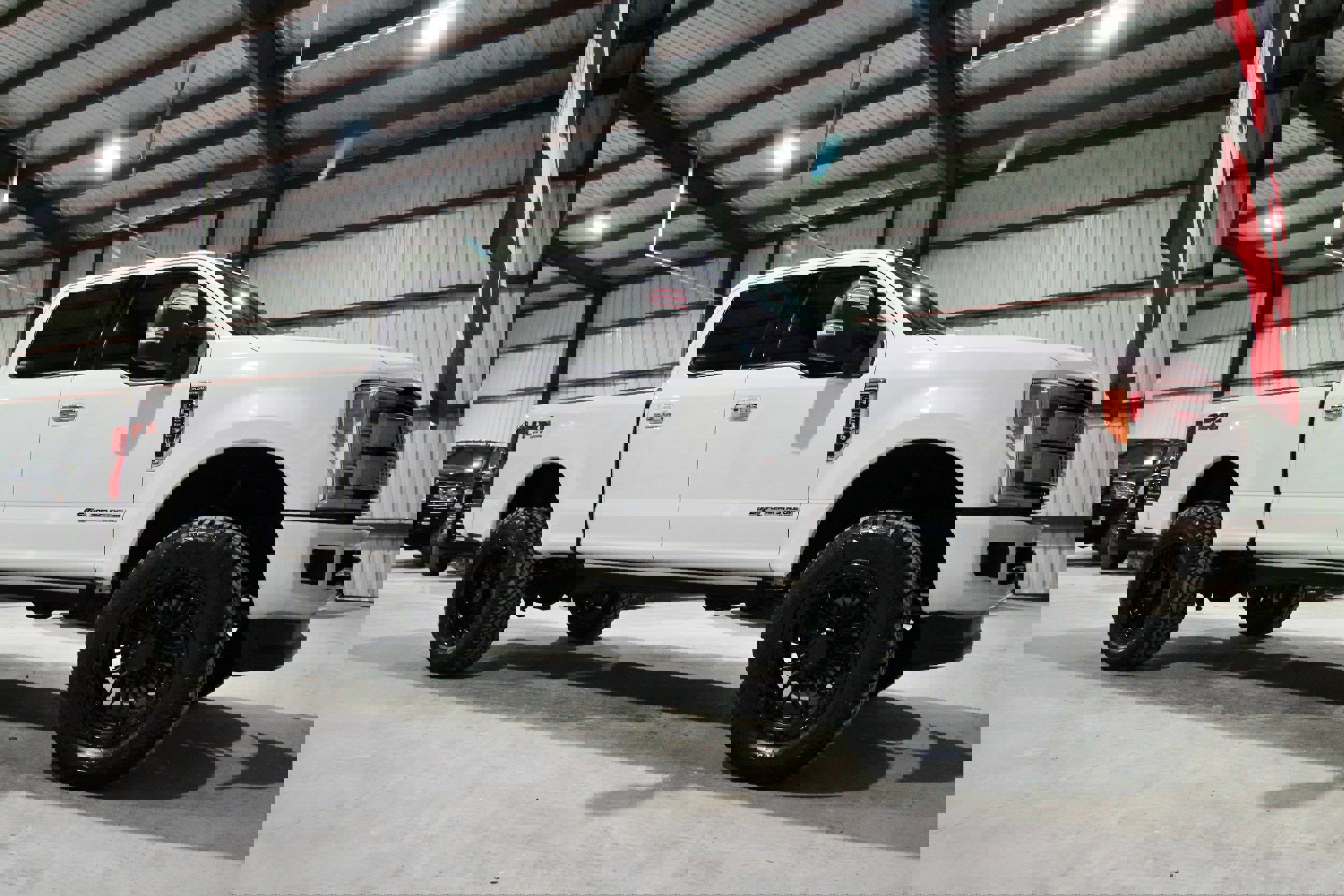 Used 2019 Ford F250 Platinum w/ Platinum Ultimate Package image 15