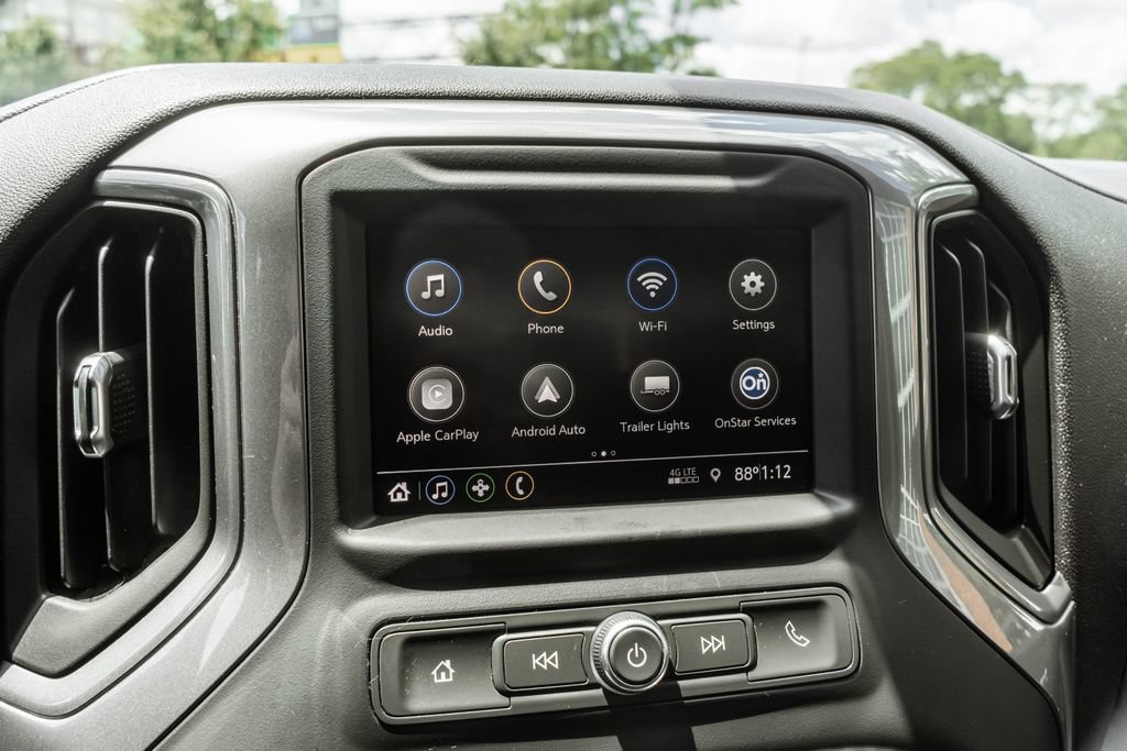 Used 2021 GMC Sierra 1500 4x4 Crew Cab w/ Sierra Value Package image 9