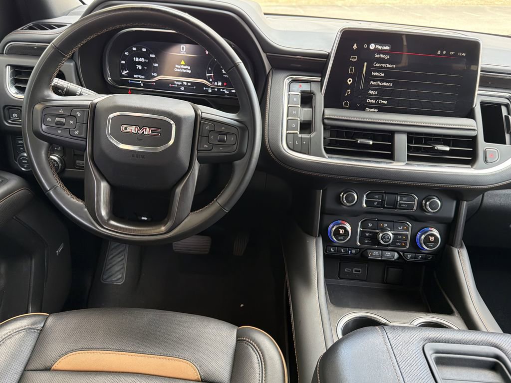 Used 2023 GMC Yukon AT4 w/ AT4 Premium Plus Package image 24