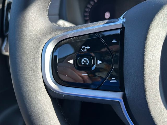 New 2026 Volvo XC90 B6 Plus image 22