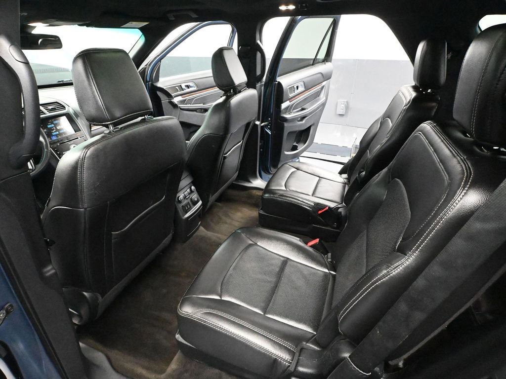 Used 2018 Ford Explorer Limited w/ Equipment Group 301A image 37