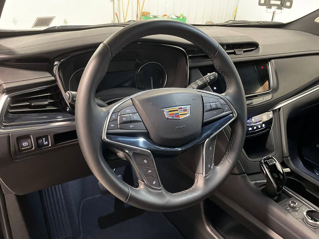 Used 2025 Cadillac XT5 Premium Luxury image 20