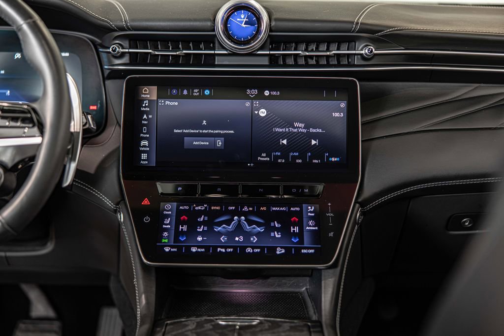 Used 2023 Maserati Grecale Modena image 37