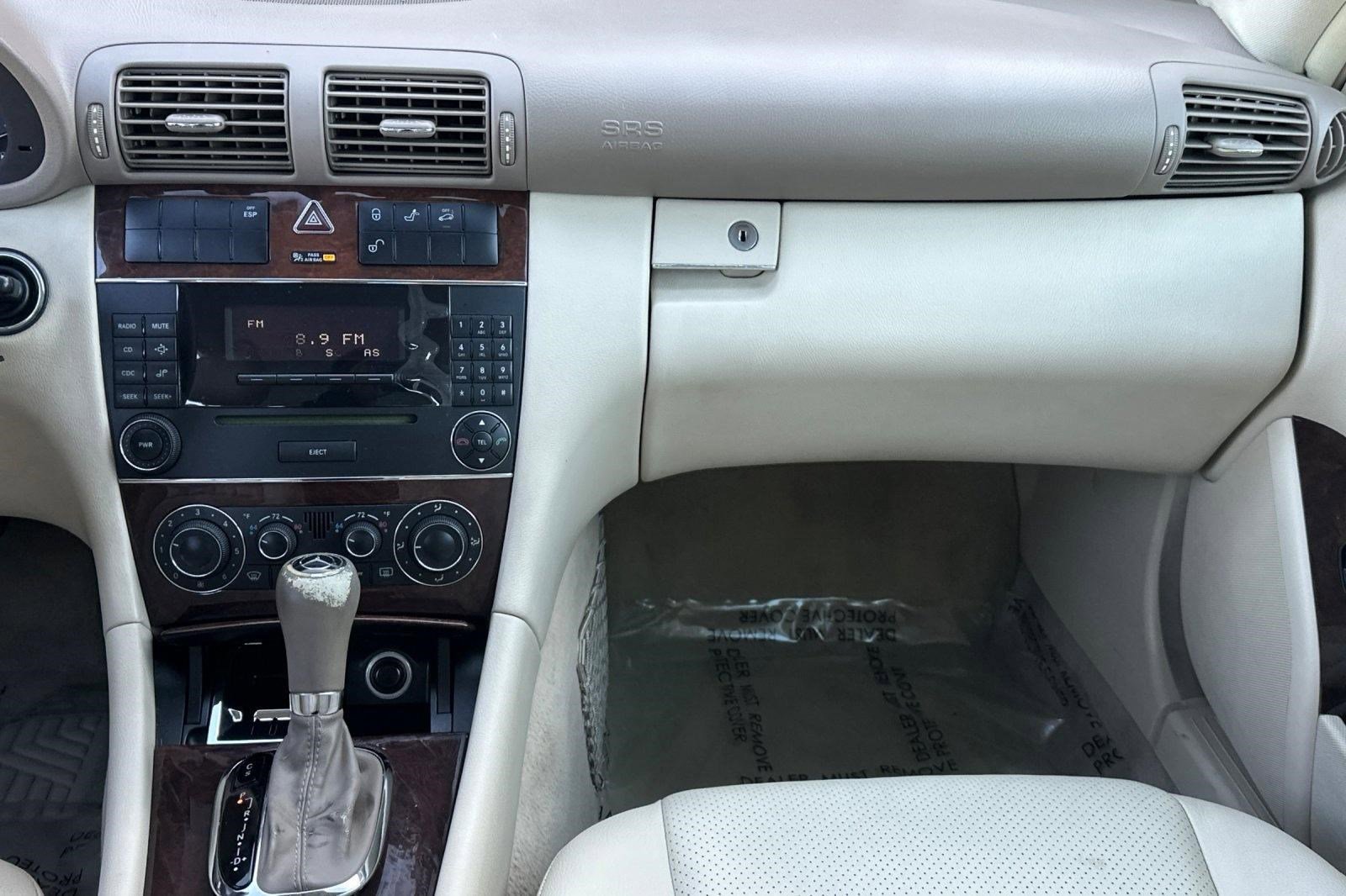 Used 2005 Mercedes-Benz C 320 Sedan image 24