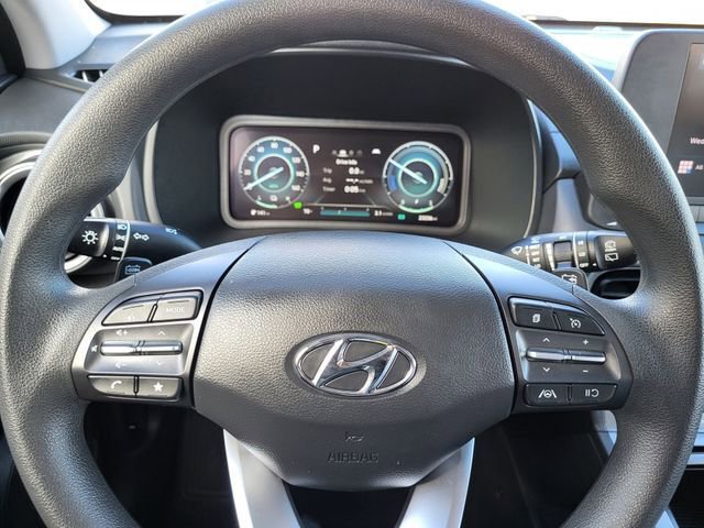 Used 2023 Hyundai Kona SE w/ Cargo Package image 15
