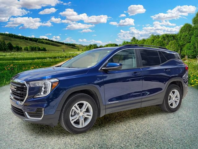 Used 2023 GMC Terrain SLE w/ Driver Convenience Package FWD image 2