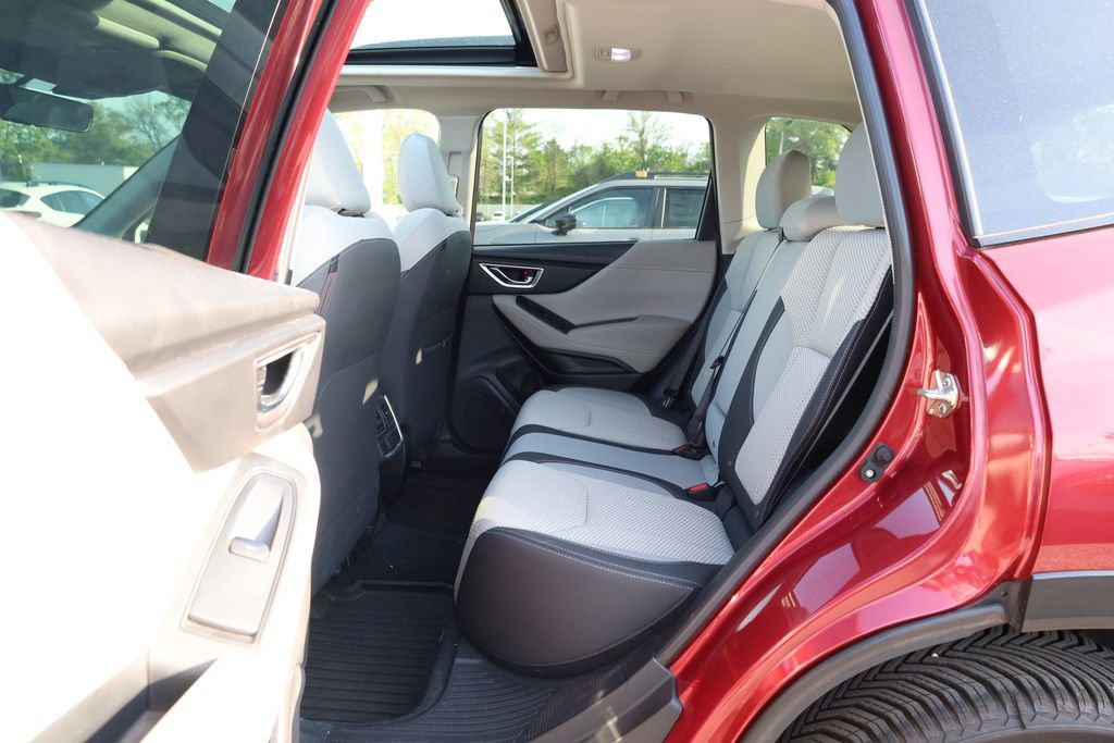 Used 2022 Subaru Forester Premium image 22