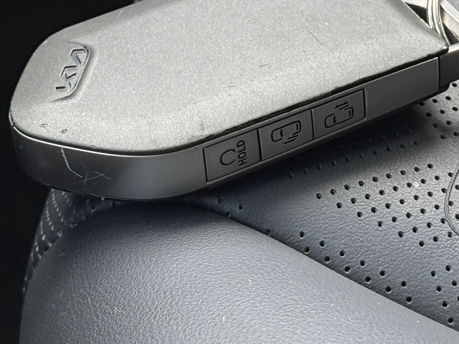 Used 2026 Kia Carnival FWD image 26