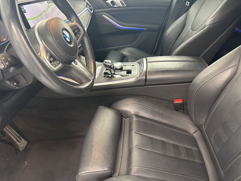Certified 2022 BMW X5 xDrive40i w/ M Sport Package image 12