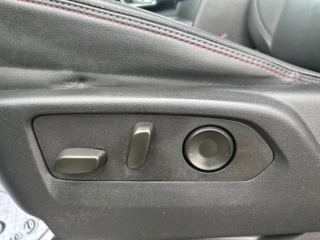 Used 2024 Chevrolet Suburban RST w/ Luxury Package image 20