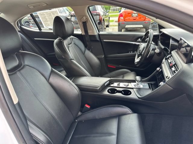 Used 2025 Genesis G70 2.5T AWD/4WD image 15
