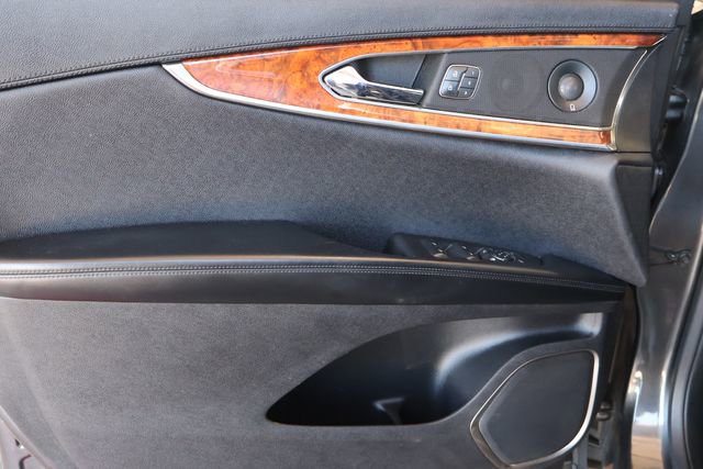 Used 2020 Lincoln Nautilus Reserve AWD/4WD image 11