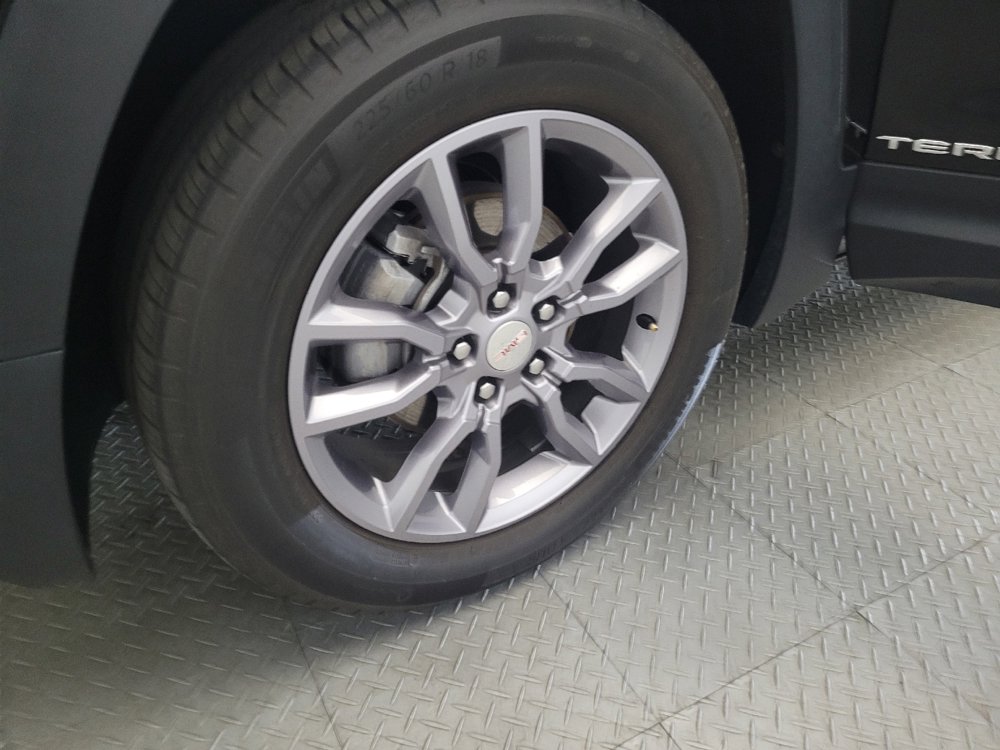 Used 2022 GMC Terrain SLT w/ Tech Package image 31