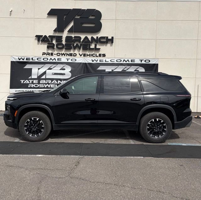 Used 2025 Chevrolet Traverse Z71 AWD/4WD image 9