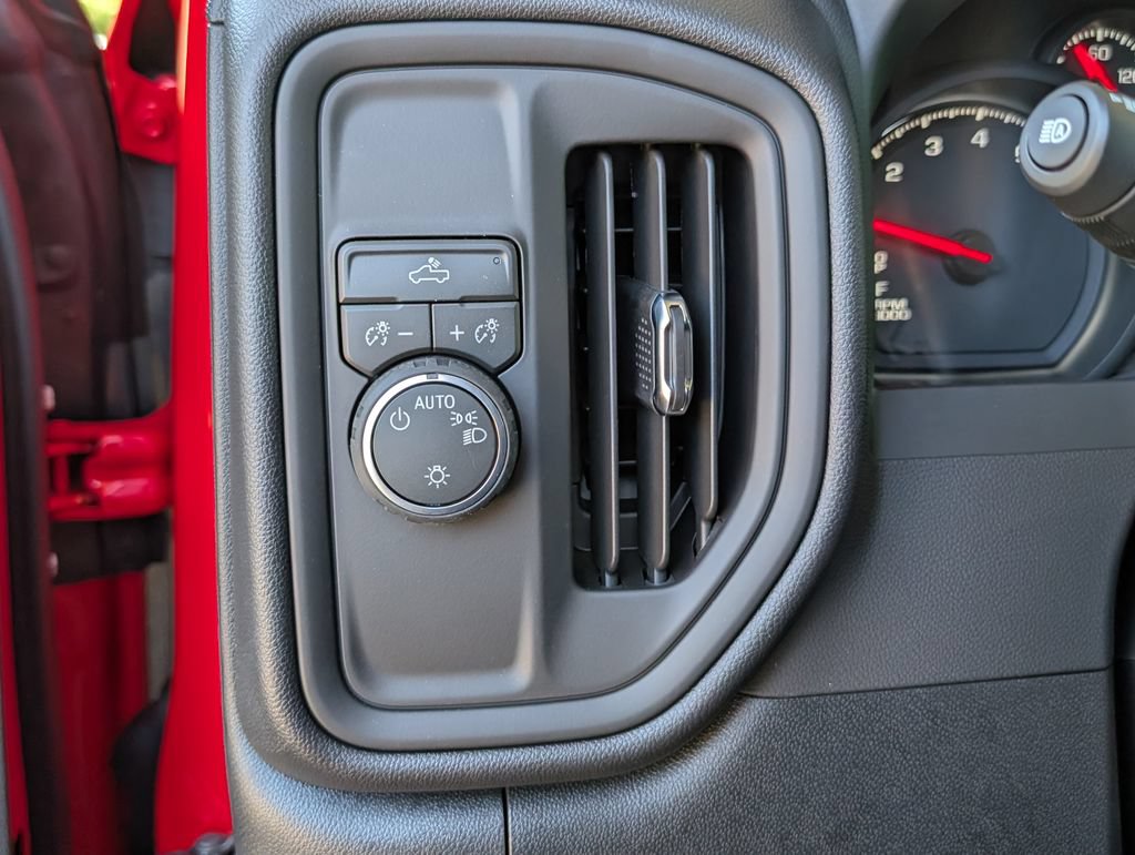 New 2026 Chevrolet Silverado 1500 Custom w/ LPO, Dark Essentials Package RWD image 14
