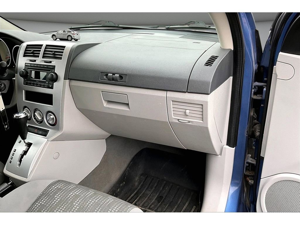 Used 2007 Dodge Caliber SXT FWD image 17