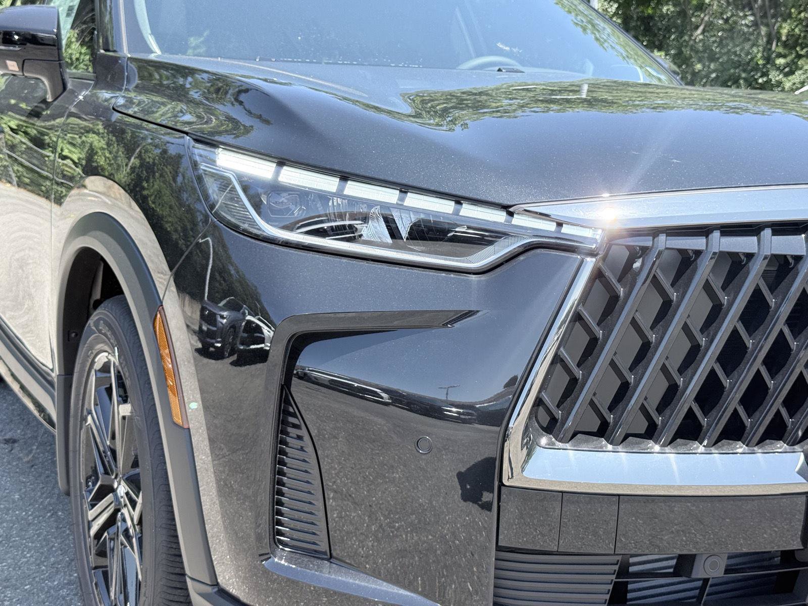 New 2027 INFINITI QX60 Sport w/ Dark Cargo Package AWD/4WD image 8