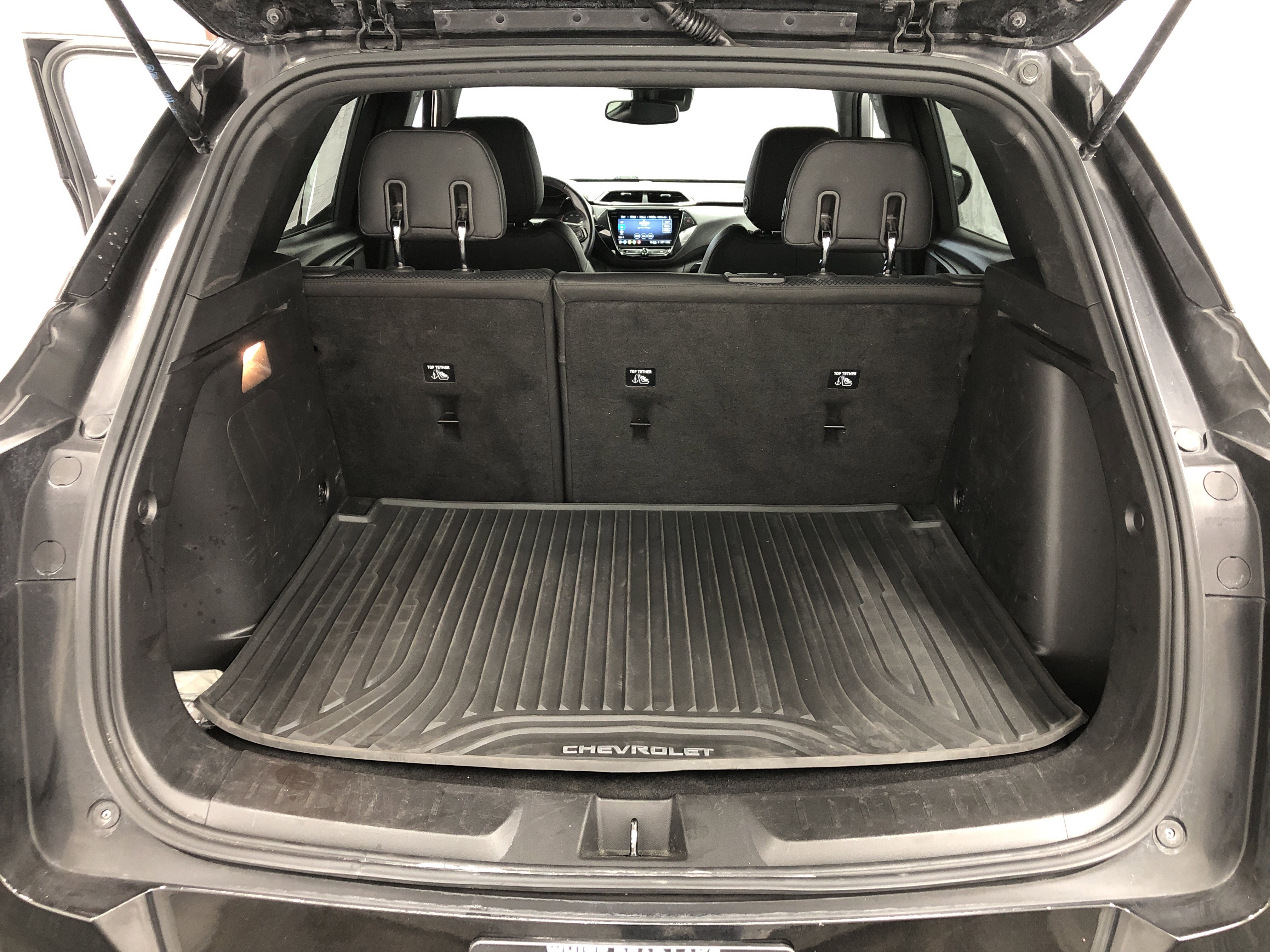 Used 2021 Chevrolet TrailBlazer RS w/ Technology Package AWD/4WD image 8