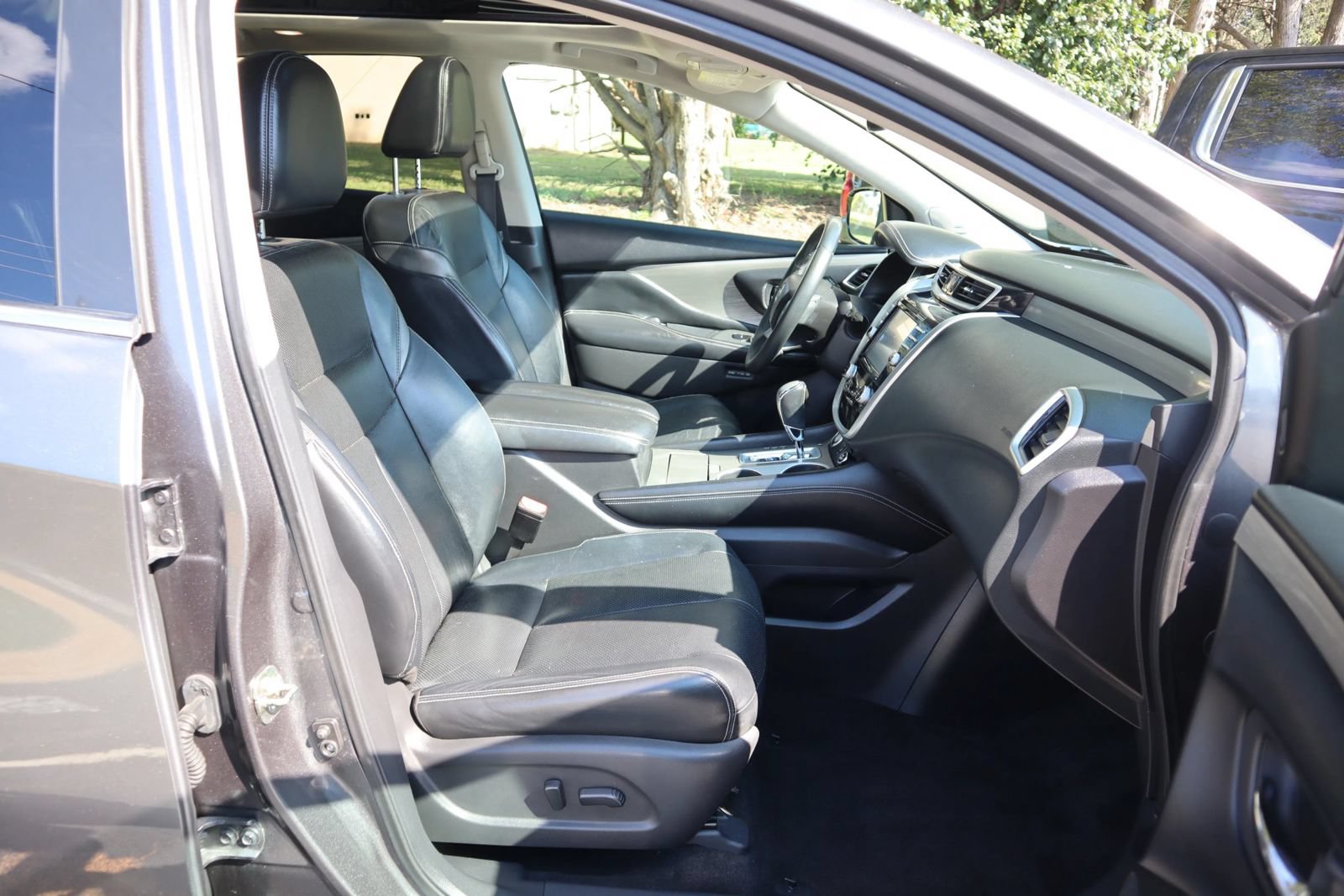 Used 2015 Nissan Murano SL w/ SL Technology Package FWD image 17