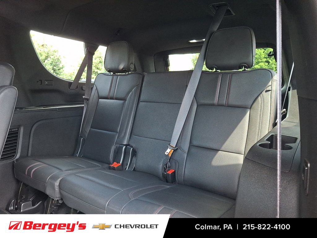 Certified 2023 Chevrolet Suburban RST w/ Luxury Package AWD/4WD image 13