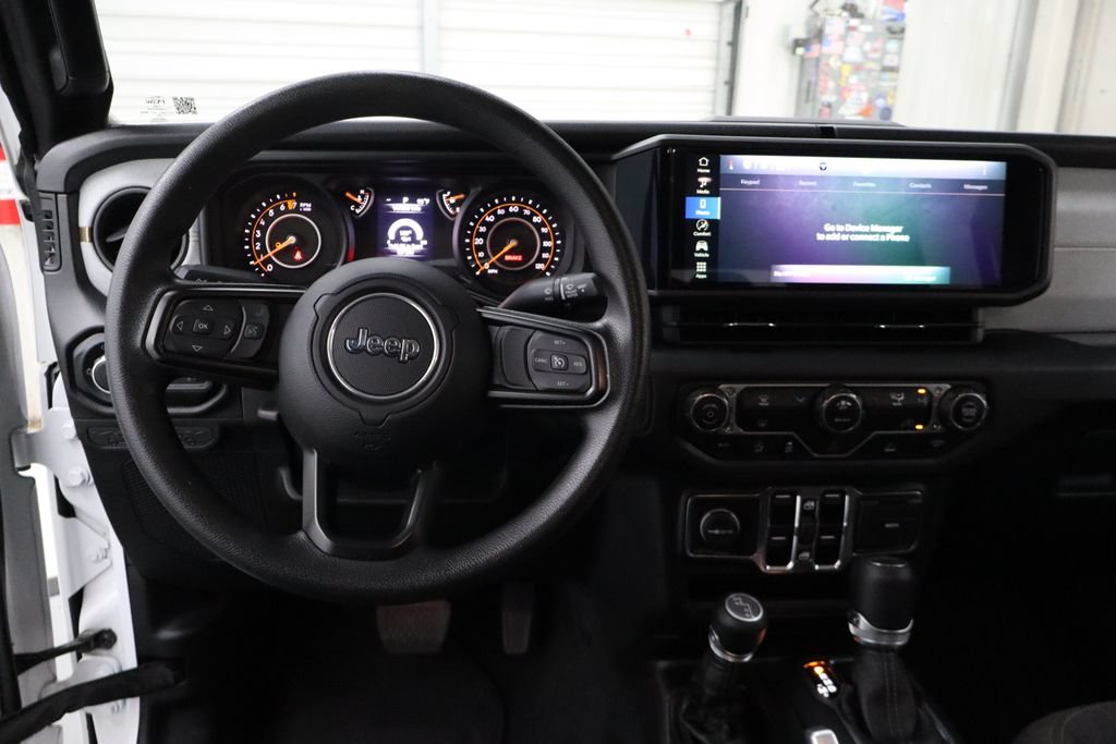 Used 2024 Jeep Gladiator Sport AWD/4WD image 16