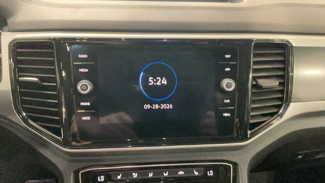 Certified 2021 Volkswagen Atlas Cross Sport SEL AWD/4WD image 11