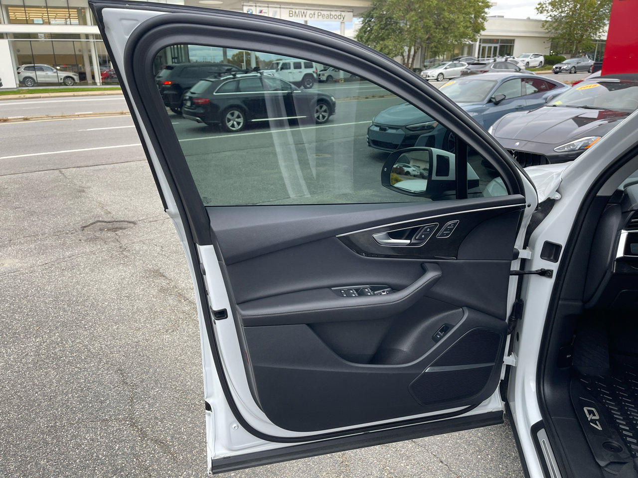 Used 2023 Audi Q7 3.0T Premium Plus image 17