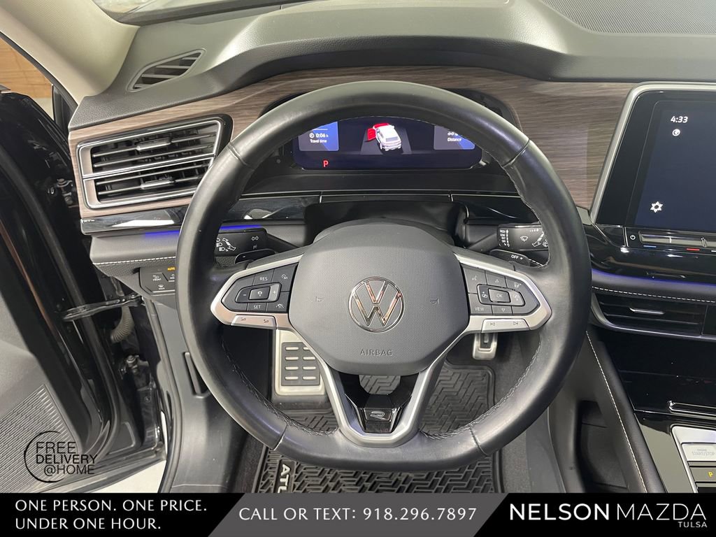 Used 2024 Volkswagen Atlas SEL Premium R-Line image 25