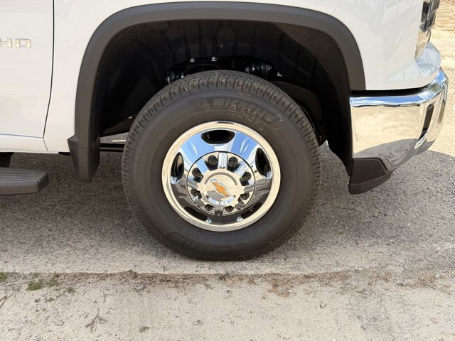 New 2026 Chevrolet Silverado 3500 LT w/ Convenience Package image 11