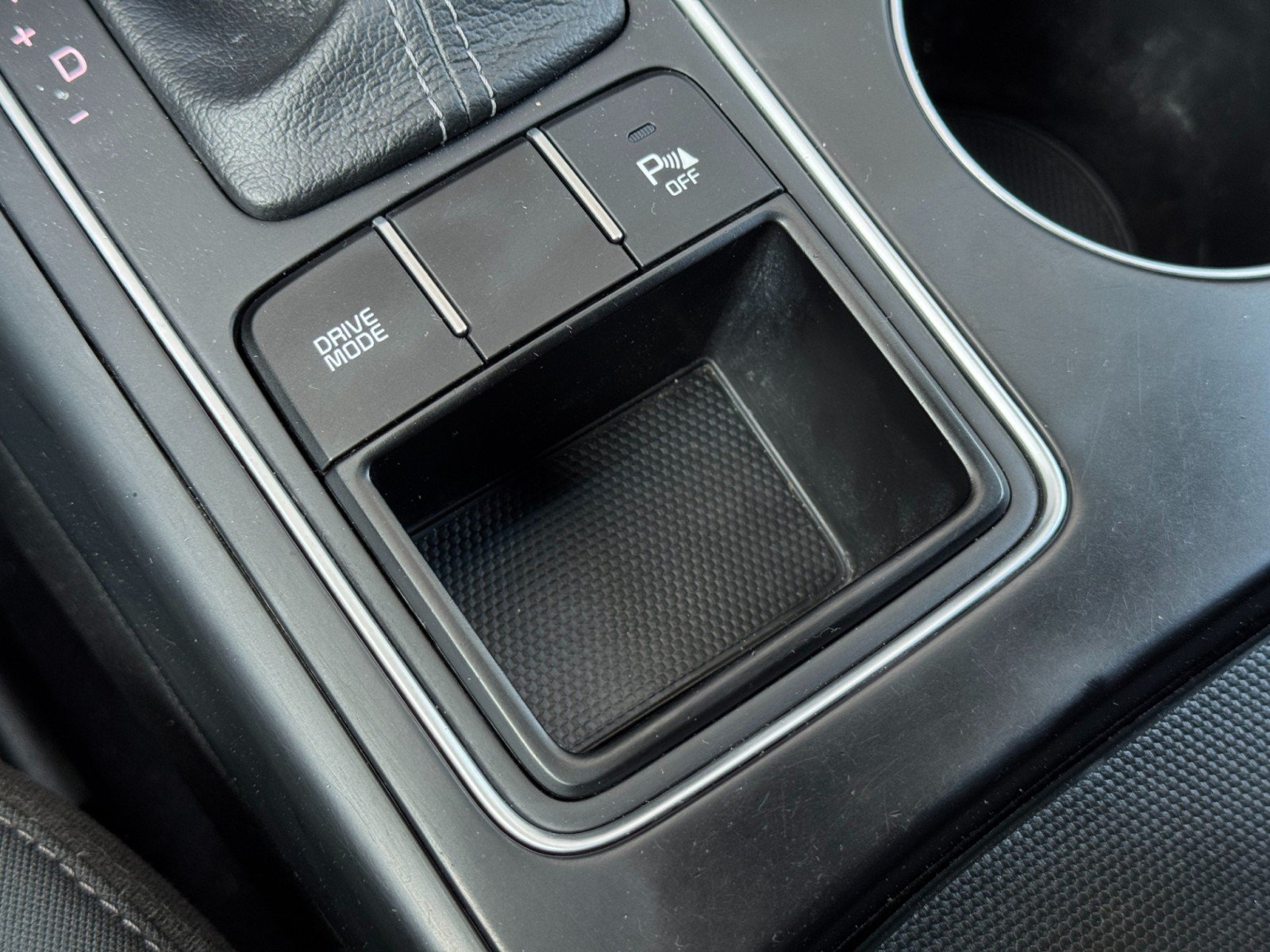 Used 2020 Kia Sorento S FWD image 28