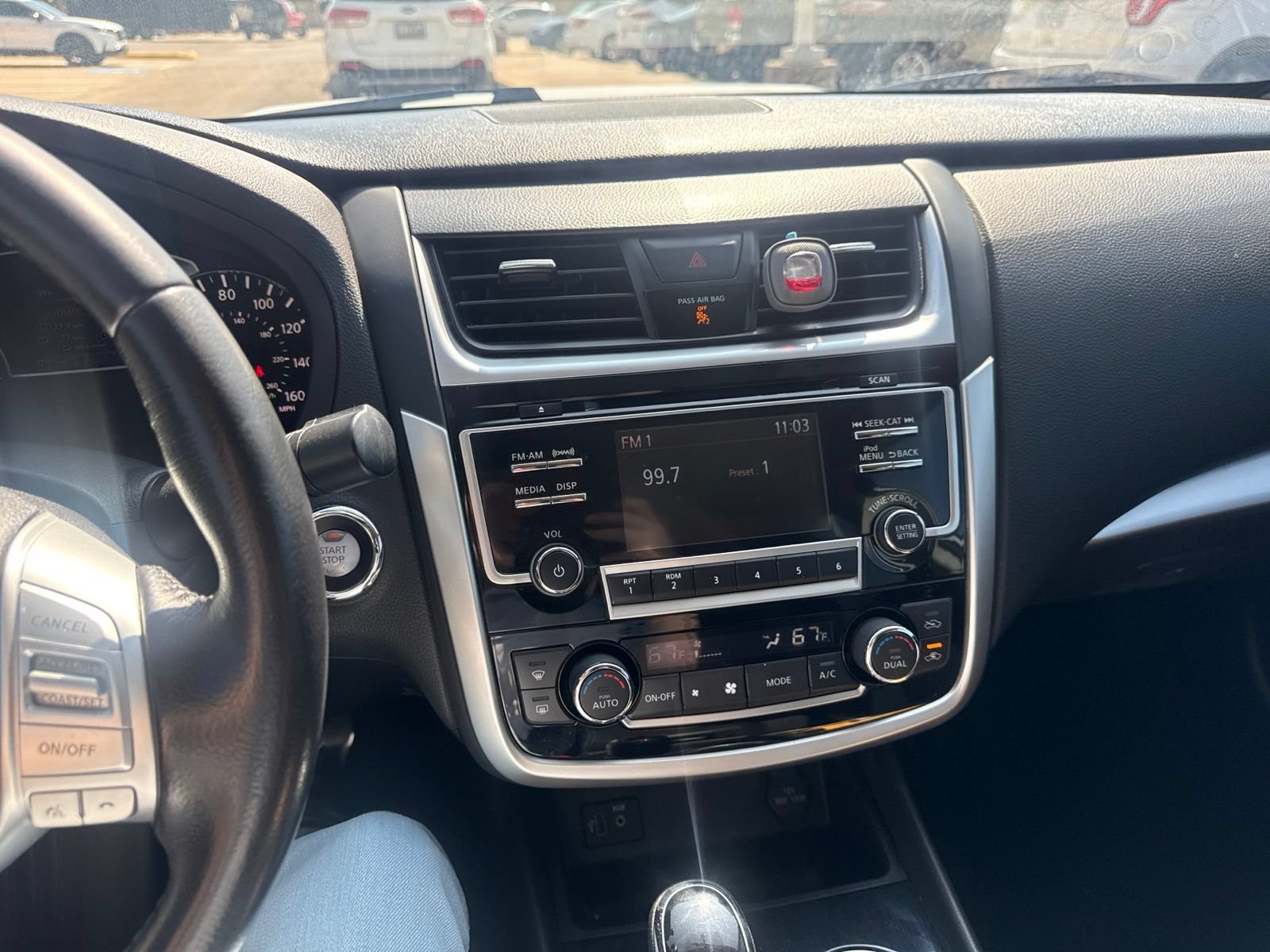 Used 2018 Nissan Altima 2.5 SV FWD image 8