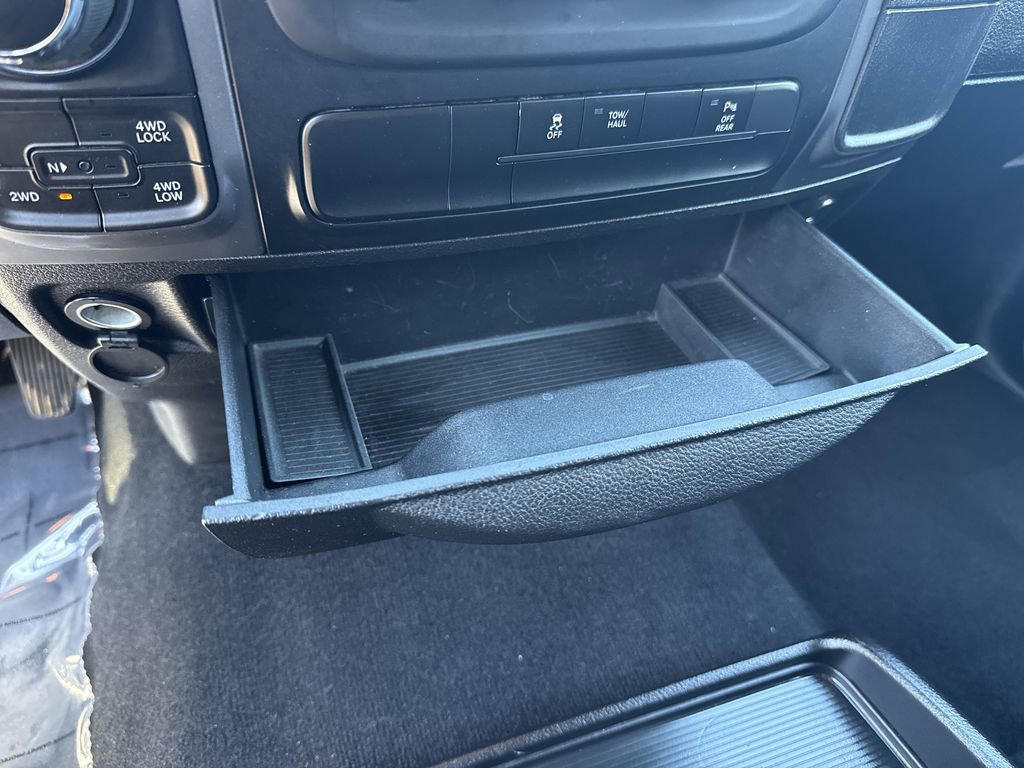 Used 2024 RAM 1500 Classic Warlock image 37