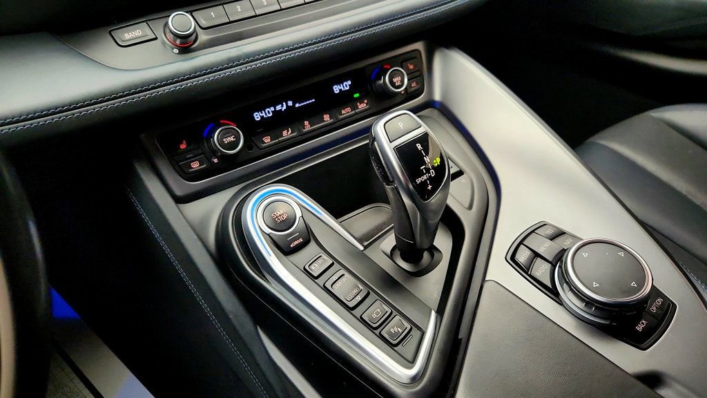Used 2015 BMW i8 image 18