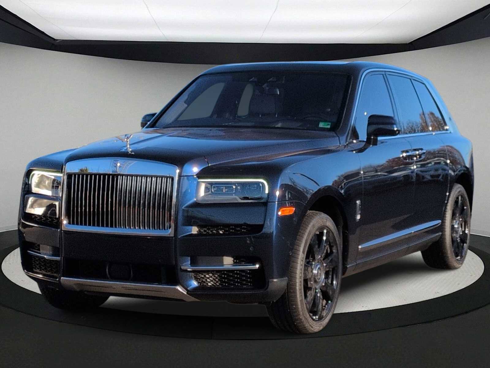 Used 2022 Rolls-Royce Cullinan image 4